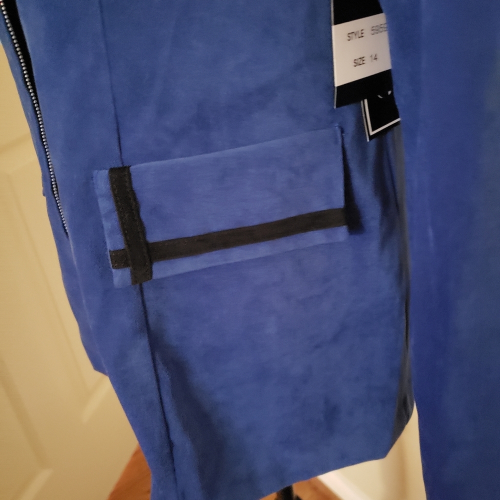Scarlett jacket. - Picture 7 of 10